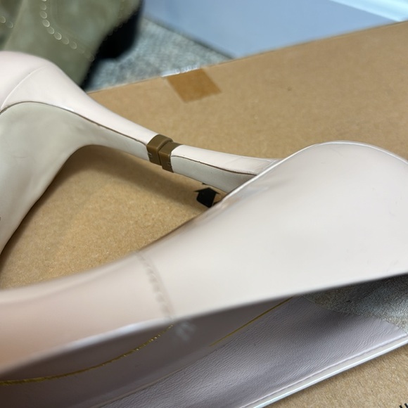 NWOT - Cole Haan Vandam Pump 65 mm, Size 8B, Brushed Patent Leather - Fabulous! - Picture 13 of 17